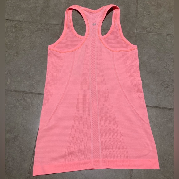 Lululemon Swiftly Tech Tank Top - Picture 1 of 6